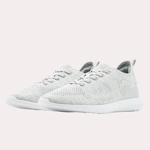 Peter Millar Hyperlight Glide Sneaker in British Light Grey, size 9 - Picture 2 of 13